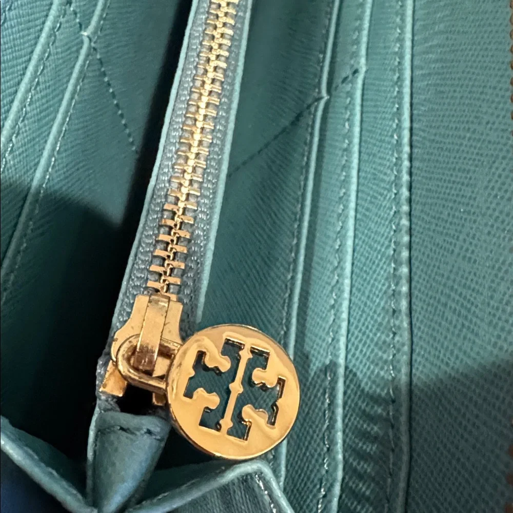 Tory Burch Teal Zip -Around Wallet